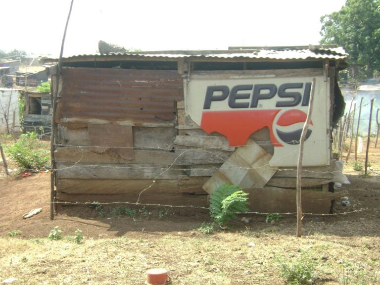 Excuse me. I gwant 1 Pepsi pleese. You want one? Of course you do!