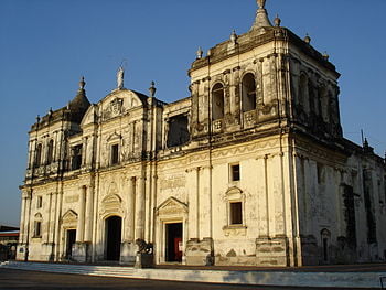 English: Cathedral of León, Nicaragua, biggest...