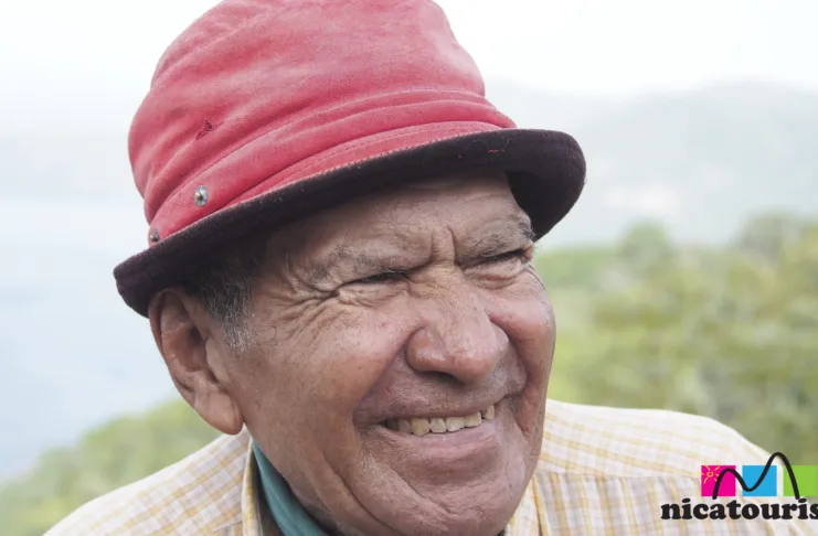 Man at the Mirador de Catarina - nicaraguan music