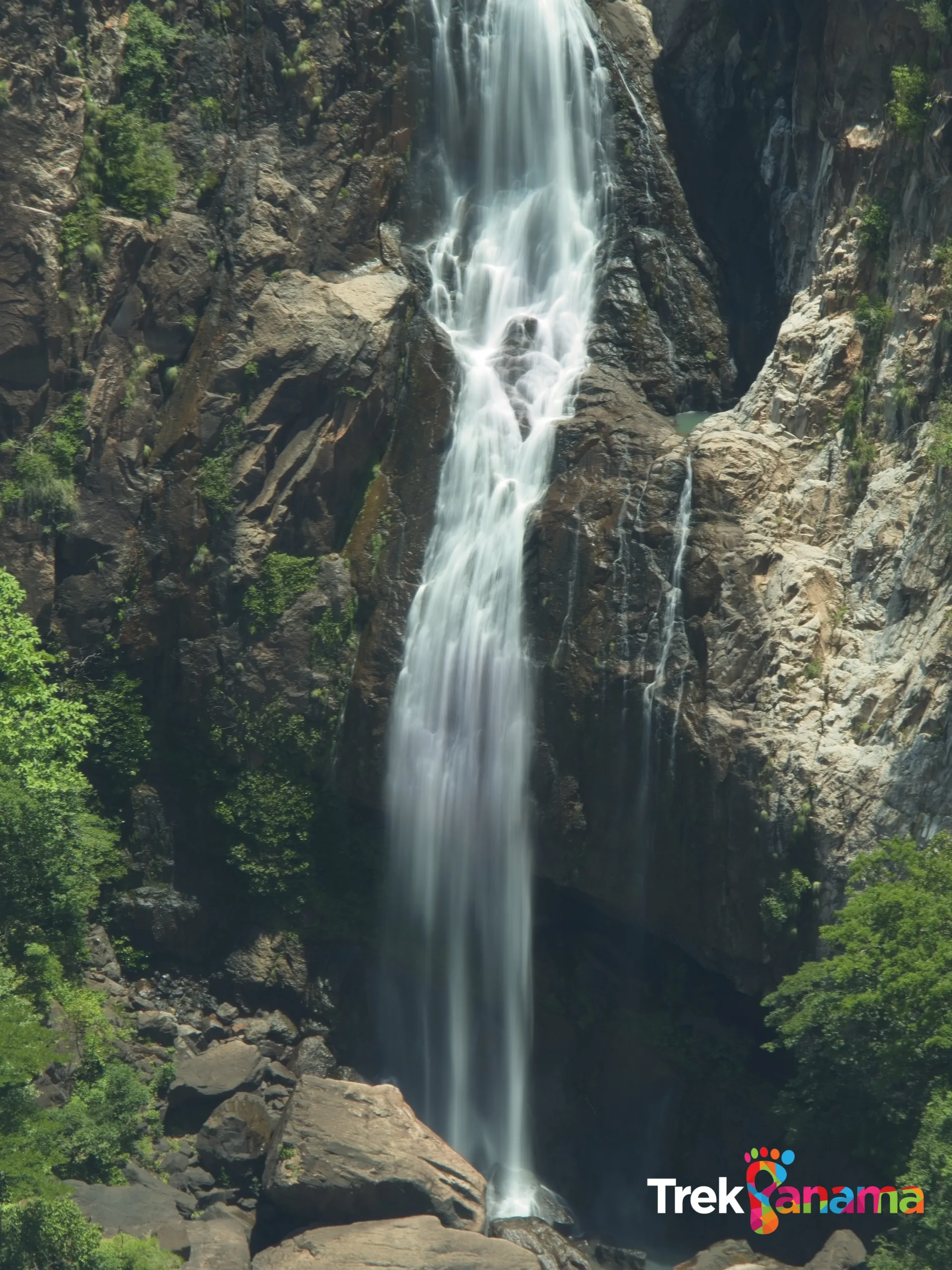 1 de 3 chorros en Olá, Coclé