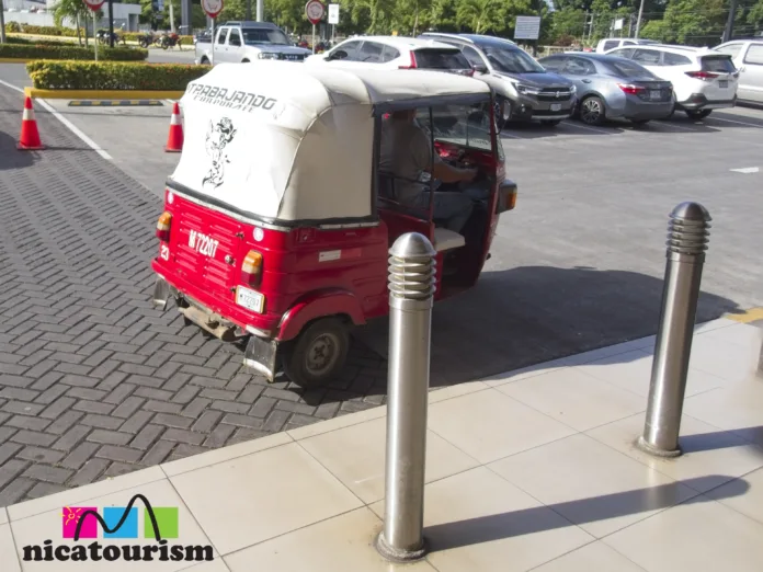 _8150299 Tuk-Tuk or caponera in Nicaragua